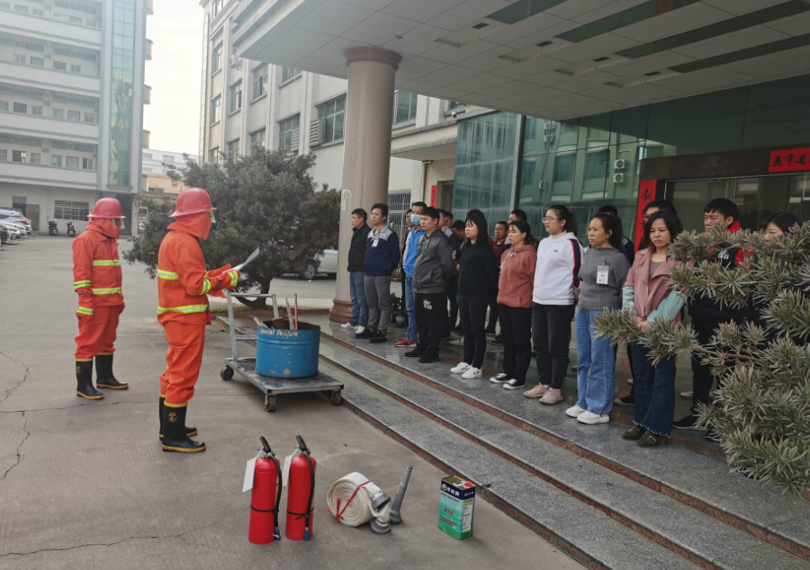 川奇精密消防演習(xí) 川奇精密消防演習(xí)